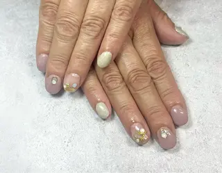 ネイル more Private Nail Salon所属・K. makiのネイルデザイン