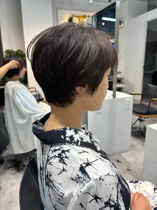 ショート カラー パーマ ヘアアレンジ マエダ アズミ🌱のヘアスタイル