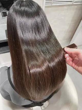 ロング 飯田 実歩(じっぽ)のヘアスタイル