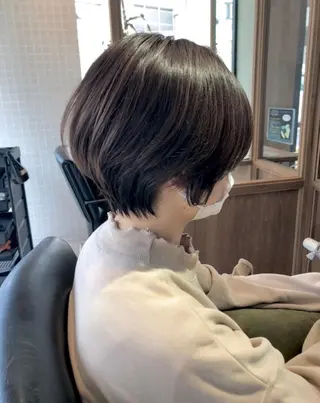 ショート 目を惹く艶髪/髪質 改善カラー🤎ぐっちのヘアスタイル