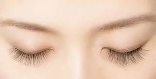 マツエク・マツパ ヘアークリエーションミーク本店所属・♢МИГ (ミーク)♢のマツエク・マツパデザイン