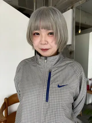 ショート mirai/ブリーチ ダブルカラーのヘアスタイル