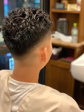 ショート 花山 薫のヘアスタイル