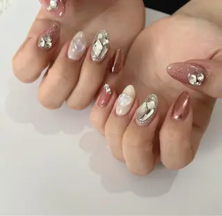 ネイル Bi_nail. yuuのネイルデザイン