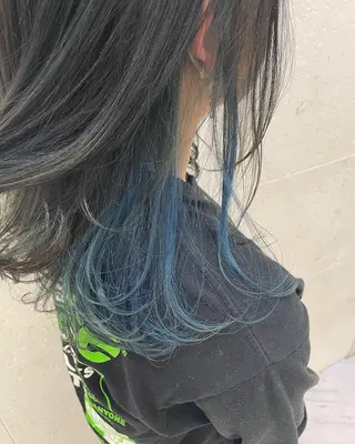 ロング カラー 斉藤 貴也のヘアスタイル