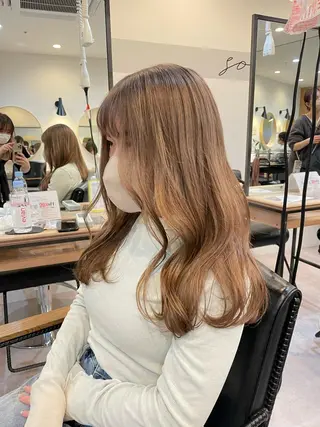 セミロング カラー akane .のヘアスタイル