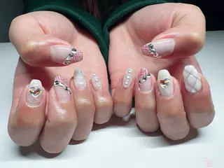 ネイル IRAS所属・IRAS..nail ＥＲＩＫＡのネイルデザイン