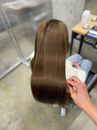 ロング WERULE pivot cross店所属・髪質改善/岡崎 亮のヘアスタイル