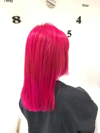 セミロング カラー 松吉 純平のヘアスタイル