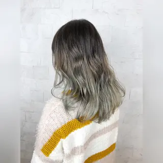 セミロング カラー 圧倒的美髪ストレート ツダケイタロウのヘアスタイル