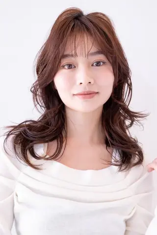 セミロング KOKI/ボブ/顔ま わりレイヤー/新宿のヘアスタイル