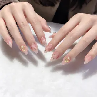 ネイル 🦋ネイルサロン ブラン🌈ゆりのネイルデザイン