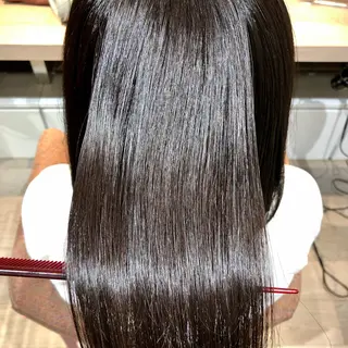 ロング CYNTHIADUE 店長| IRISUのヘアスタイル