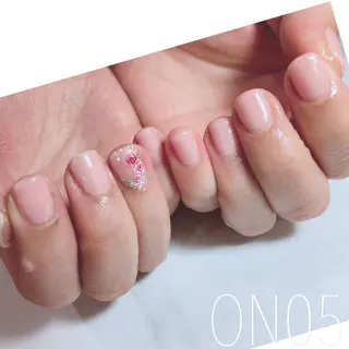 ネイル 園 寛子 （ネイリスト）のネイルデザイン