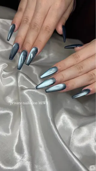 ネイル 𝐧𝐚𝐢𝐥 𝐌𝐢𝐖𝐢𝐢のネイルデザイン