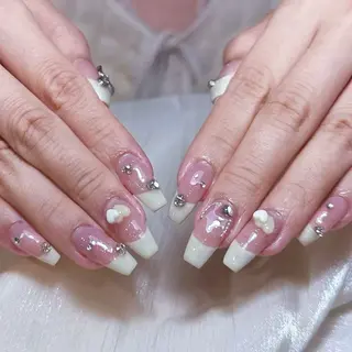 ネイル DEMAIN- 🕊️のネイルデザイン