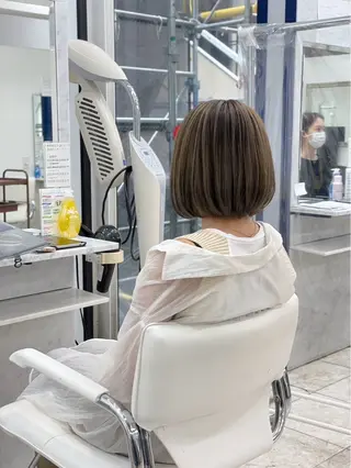 ミディアム 白髪ぼかしハイライト 白髪ぼかしカラー中澤のヘアスタイル