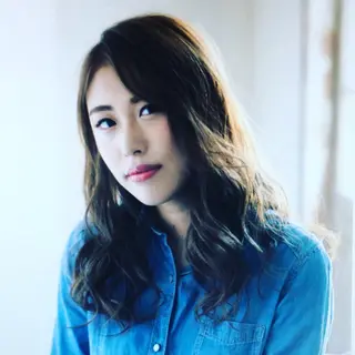 ミディアム 志賀 大倫のヘアスタイル