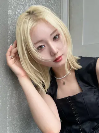 ミディアム カラー Aster れおんのヘアスタイル