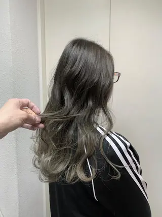 ロング カラー パーマ ヘアアレンジ filo byFeria渋谷所属・縮毛矯正/美髪 髪質改善/石田幸輔のヘアスタイル