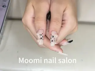 ロング Moomi あずりのネイルデザイン