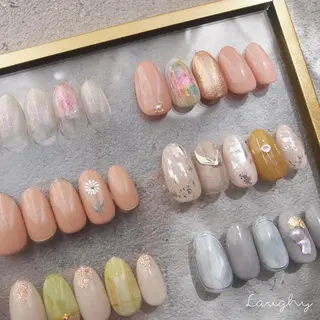 ネイル Nail Room Laughyのネイルデザイン