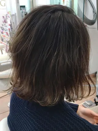 ショート カラー 髪質改善 Blumeのヘアスタイル