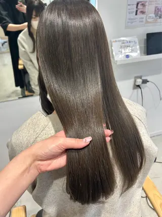 ロング 河合 萌のヘアスタイル
