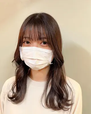 ロング カラー 三品 早妃のヘアスタイル