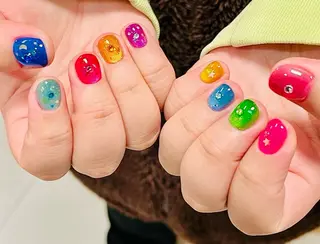 GlowNailsサロン_大須名古屋所属・Glow Nailsのネイルデザイン