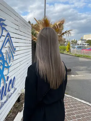 ロング カラー 中川原 大介のヘアスタイル