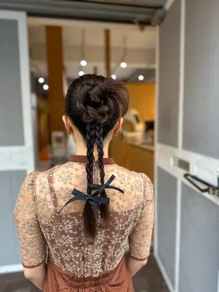 ミディアム miloc MOMOKAのヘアスタイル