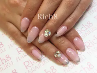 ネイル Rich8原宿店 受付担当のマツエク・マツパデザイン