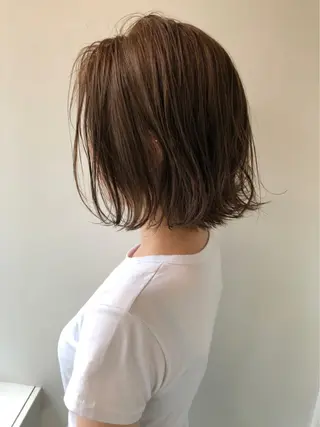 ミディアム カラー パーマ ヘアアレンジ ネイル マツエク・マツパ アイブロウ 前髪パーマ/割れ癖 /レイヤー/駅近のヘアスタイル