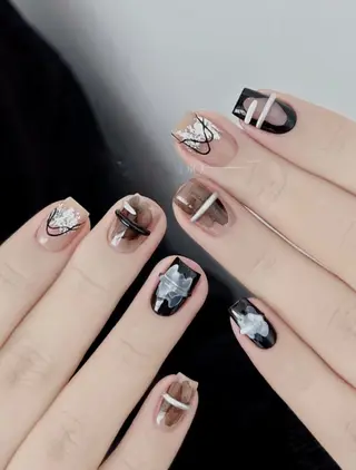 ネイル パラジェル＆フィルイン取り扱いサロンSol Nail所属・Sol Nail ミネのネイルデザイン