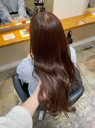 ロング カラー MIOベージュカラー 柔らかいカラーのヘアスタイル