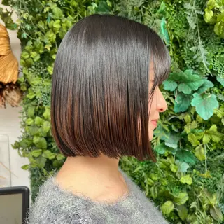 ショート 朝が楽になる艶髪縮毛 ✨中稲明梨のヘアスタイル