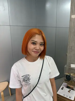 カラー Le'a  谷町🌱 ツボタホノカのヘアスタイル