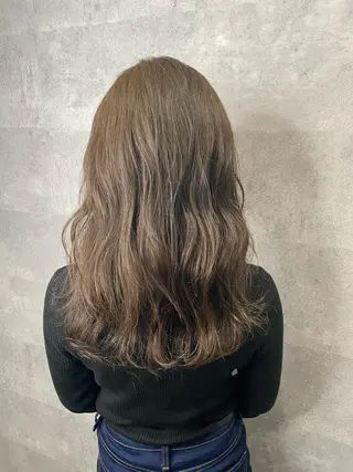 セミロング _WHITE 天神店のヘアスタイル