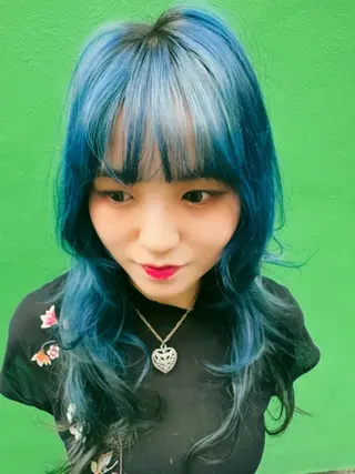 ロング カラー 🦕しみづ あい🦕のヘアスタイル