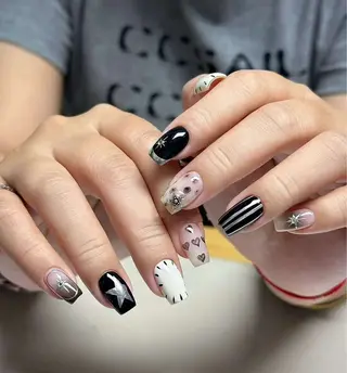 ネイル 相沢 さやかのネイルデザイン