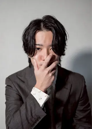 ミディアム メンズ HANGOUT ／久富のヘアスタイル