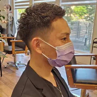 ショート メンズ パーマ 美容しょうへいの店 四郎丸店所属・小宮山 裕理のヘアスタイル