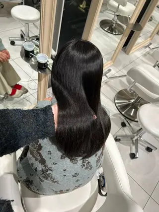 セミロング 結 菜のヘアスタイル