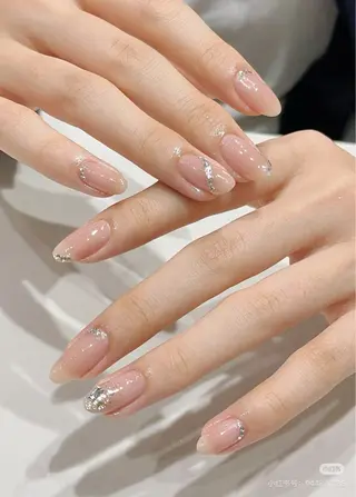 ネイル 高木 維麗絲のネイルデザイン