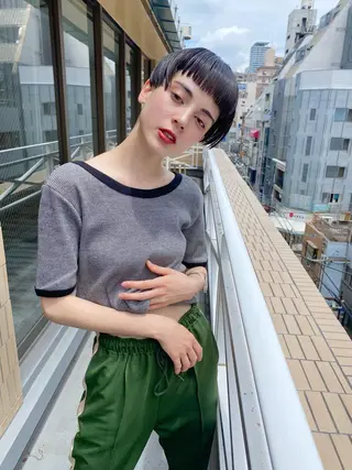 ショート ハイトーンカラー🍑 心斎橋のヘアスタイル