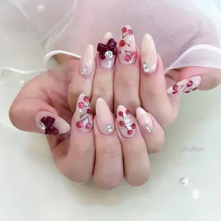 ネイル TRU NAIL&EYE 千葉店所属・高木 つかさのネイルデザイン