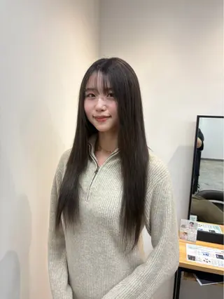 ロング neaf 六本木店所属・六本木🫧ハイライト 望月彩音のヘアスタイル