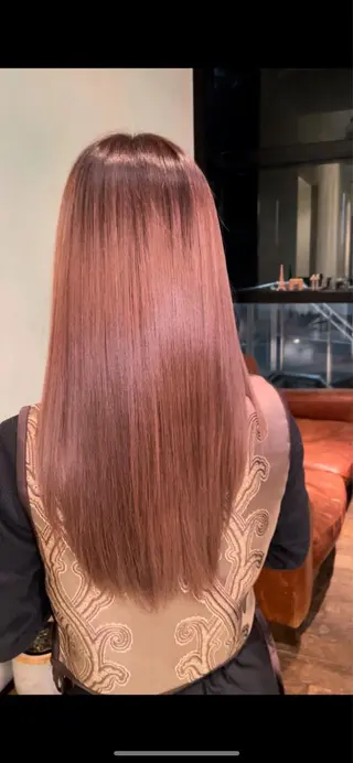 ロング RIN／韓国ヘア レイヤーカットのヘアスタイル