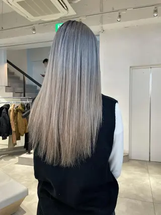 ロング カラー 🇰🇷カルマパーマ kaito🇰🇷のヘアスタイル